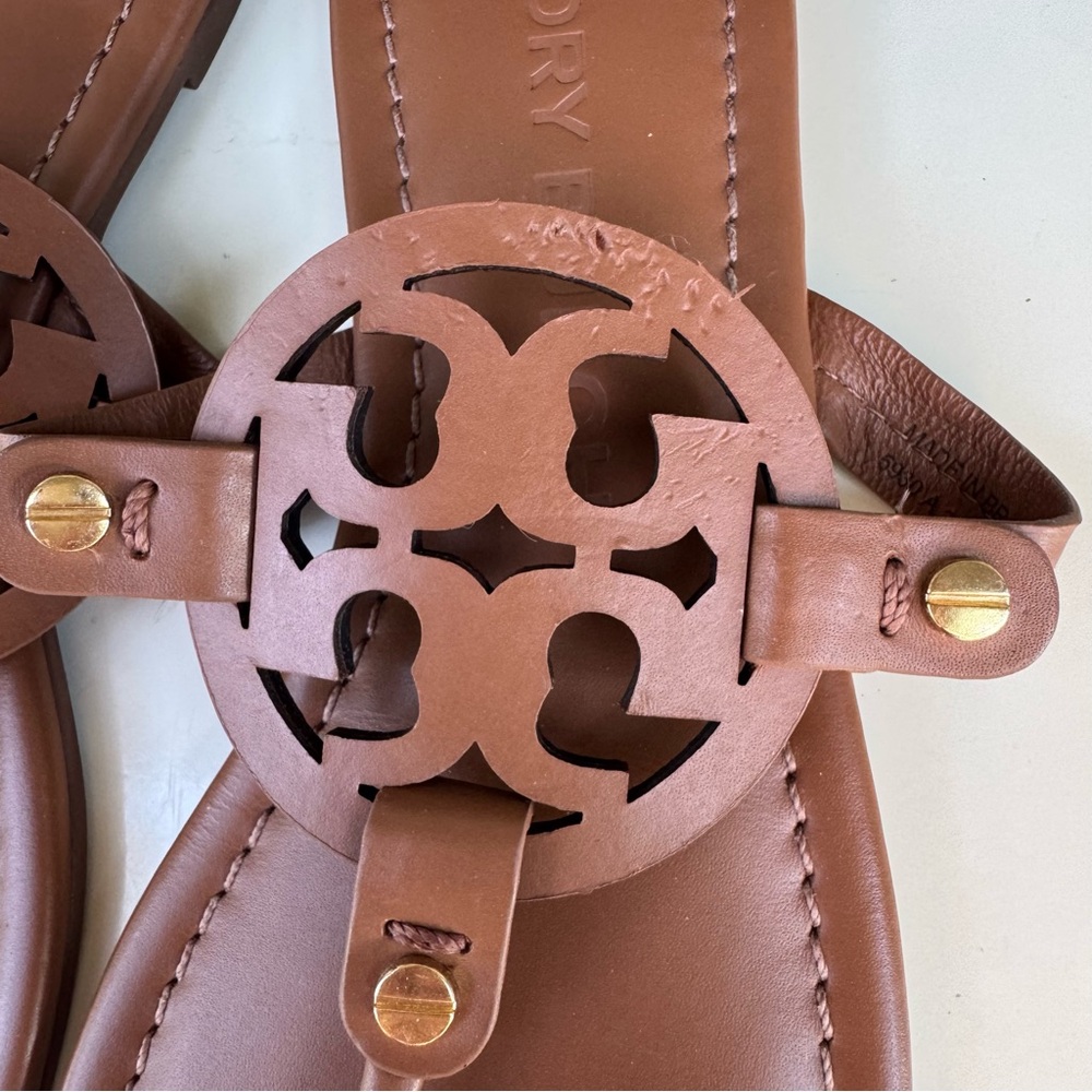 New Tory Burch Brown Leather Miller Sandals Size 7.5 Flat Thong Shoes for Women - Picture 14 of 14